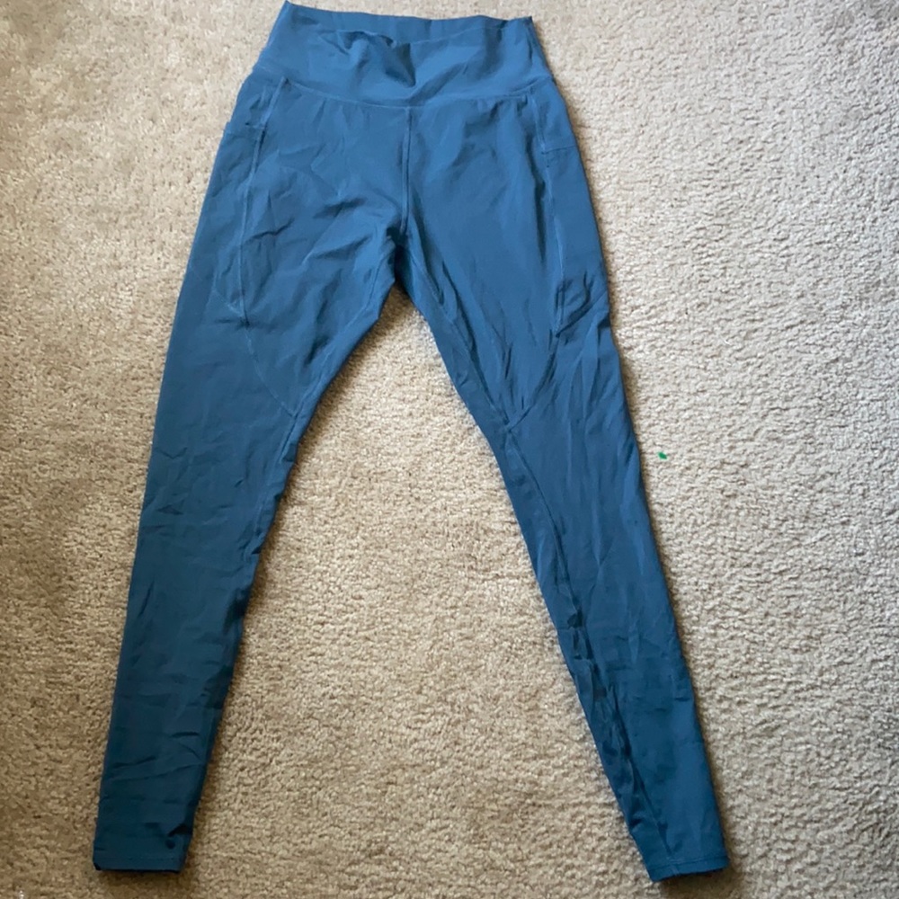 Alphalete leggings